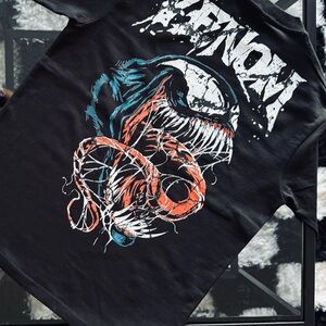 Black Venom Graphic T-Shirt